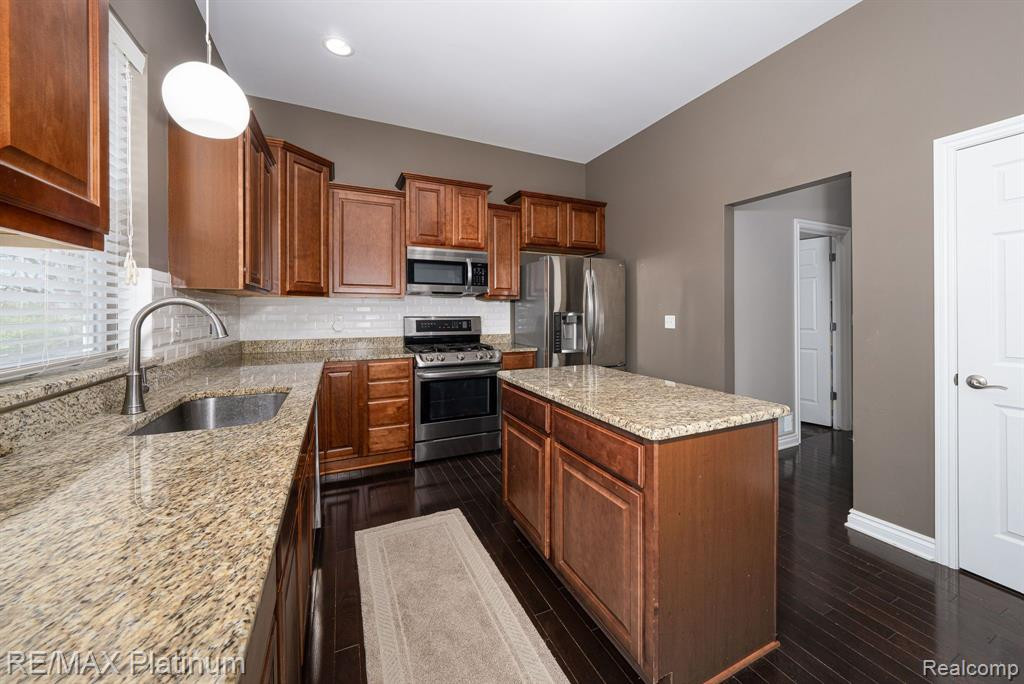 8470 JACK PINE Circle, Ypsilanti, MI 48197 — Photo 15