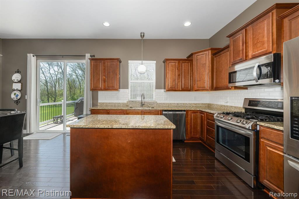 8470 JACK PINE Circle, Ypsilanti, MI 48197 — Photo 16