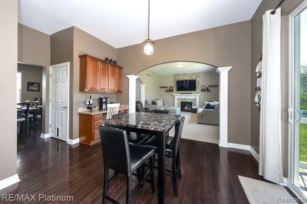 8470 JACK PINE Circle, Ypsilanti, MI 48197 — Photo 17