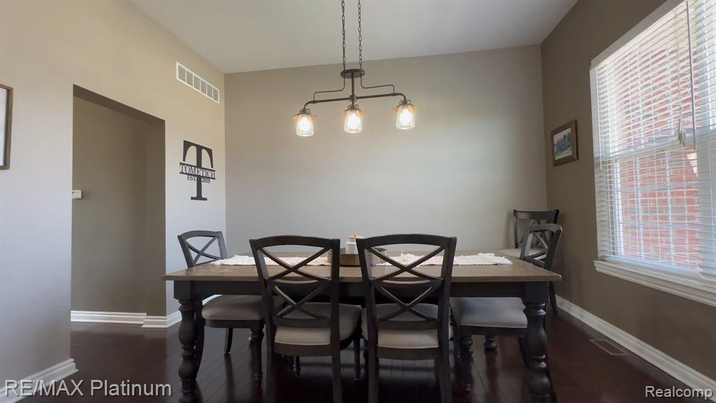 8470 JACK PINE Circle, Ypsilanti, MI 48197 — Photo 19