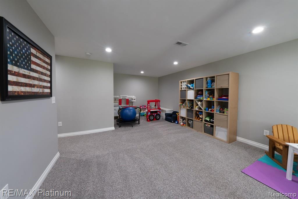 8470 JACK PINE Circle, Ypsilanti, MI 48197 — Photo 34