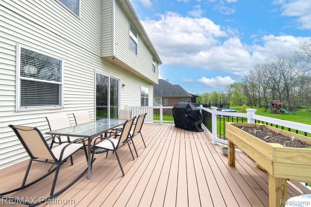 8470 JACK PINE Circle, Ypsilanti, MI 48197 — Photo 36