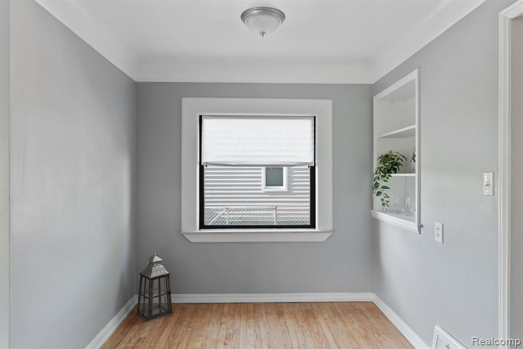 620 MIDDLEBELT Road, Garden City, MI — Photo 5