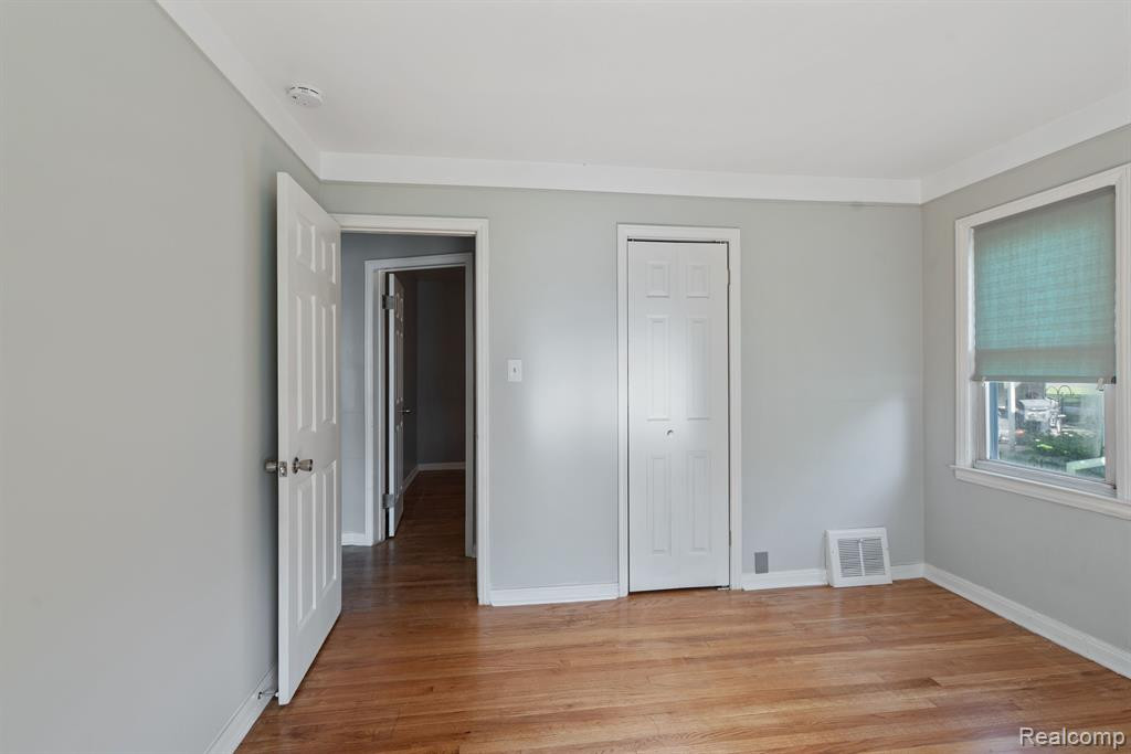 620 MIDDLEBELT Road, Garden City, MI — Photo 11