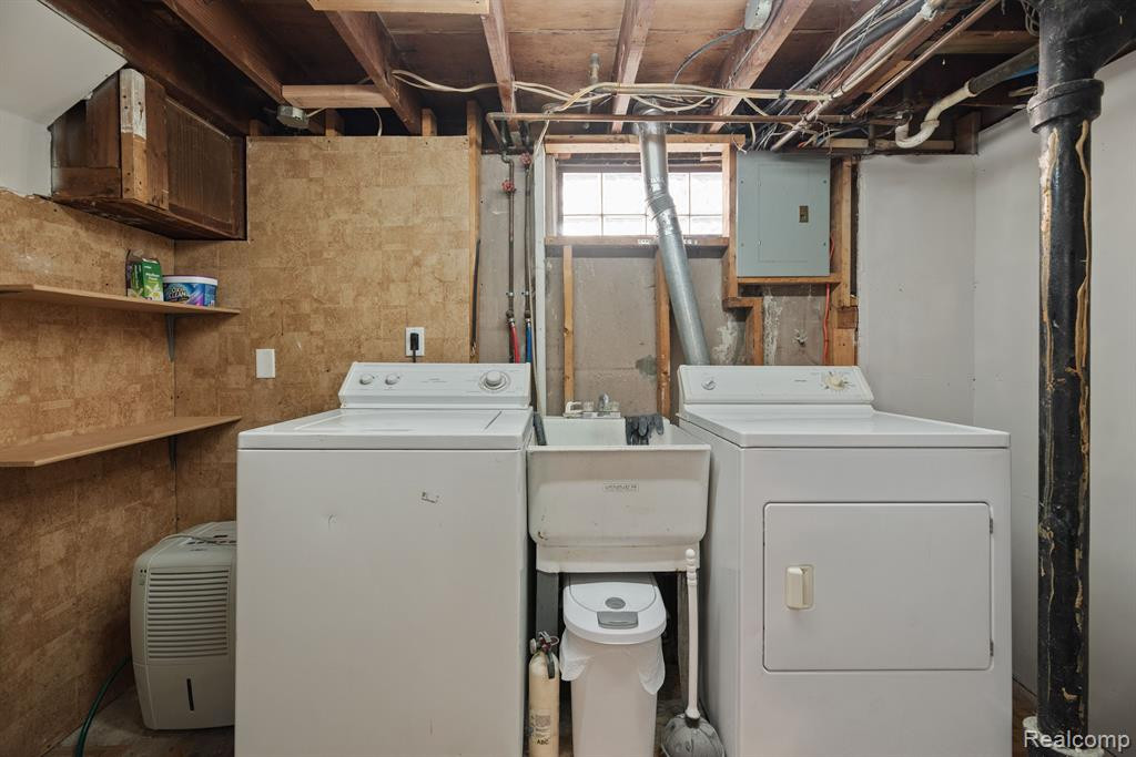 620 MIDDLEBELT Road, Garden City, MI — Photo 16