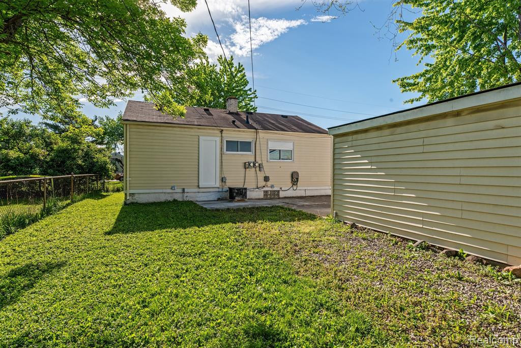 620 MIDDLEBELT Road, Garden City, MI — Photo 18