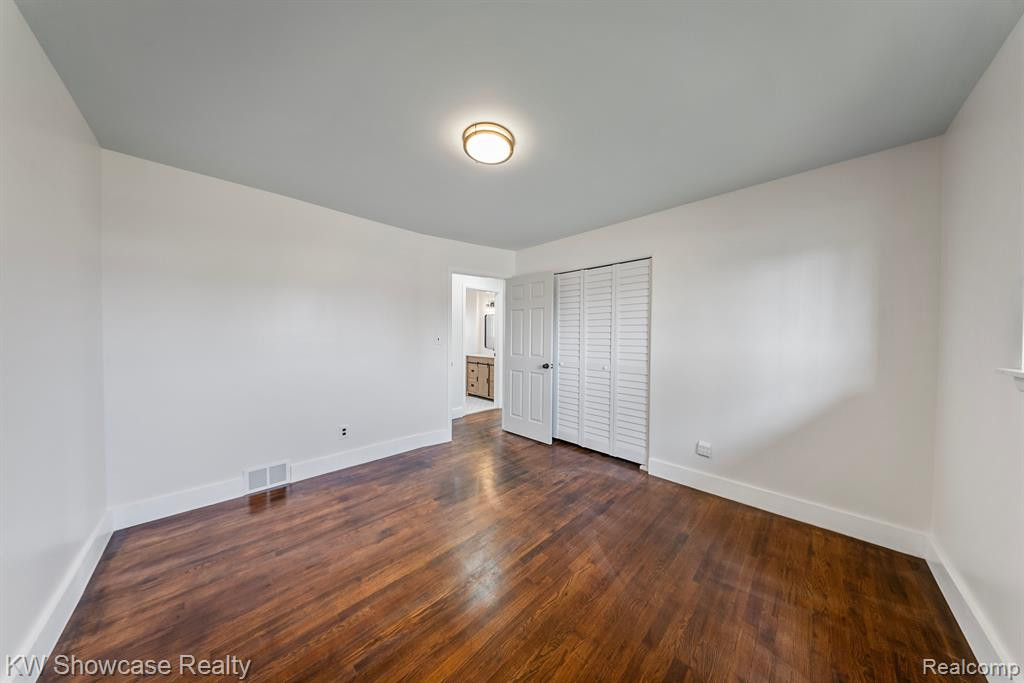 10641 N OAK Drive, Ferndale, MI 48220 — Photo 21