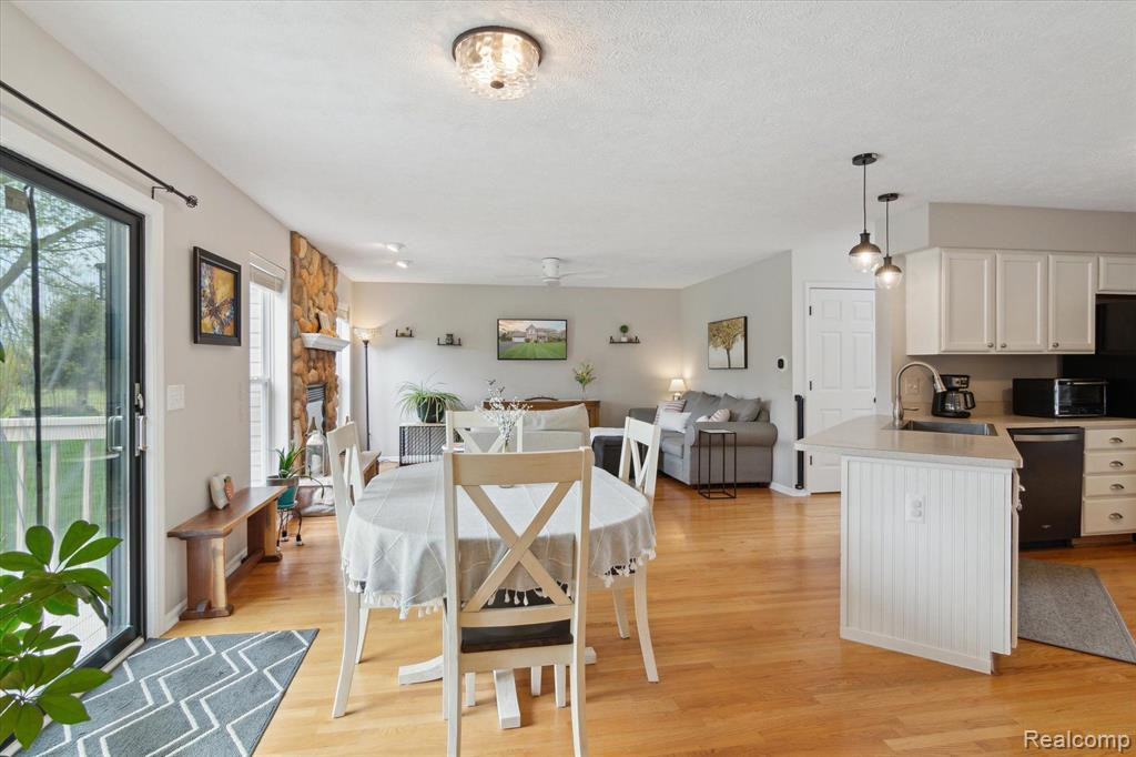 6697 GOLDWIN Drive, Brighton, MI 48116 — Photo 31