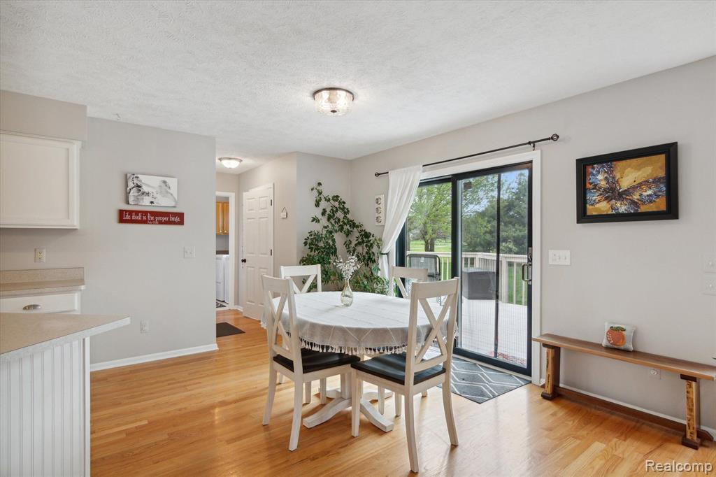 6697 GOLDWIN Drive, Brighton, MI 48116 — Photo 32
