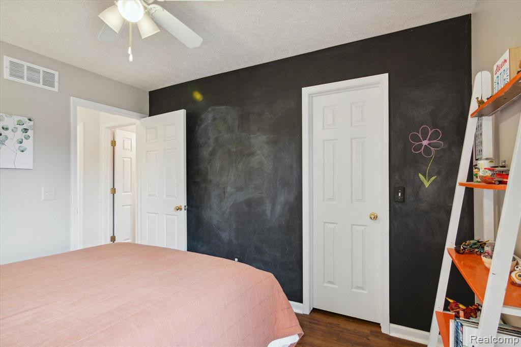6697 GOLDWIN Drive, Brighton, MI 48116 — Photo 48