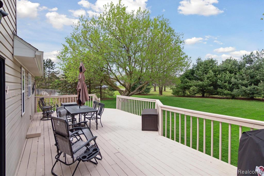 6697 GOLDWIN Drive, Brighton, MI 48116 — Photo 56