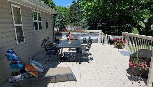 6697 GOLDWIN Drive, Brighton, MI 48116 — Photo 68