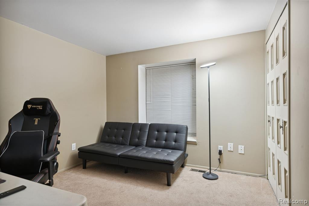 29648 CITY CENTER Drive, 4, Warren, MI 48093 — Photo 31