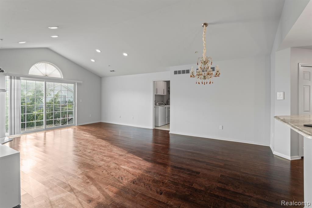 31202 ALEXA Drive, Walled Lake, MI 48390 — Photo 8