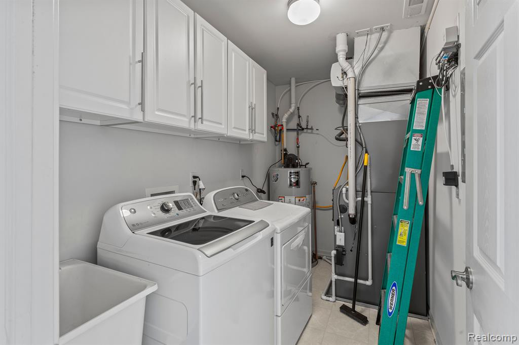 31202 ALEXA Drive, Walled Lake, MI 48390 — Photo 15