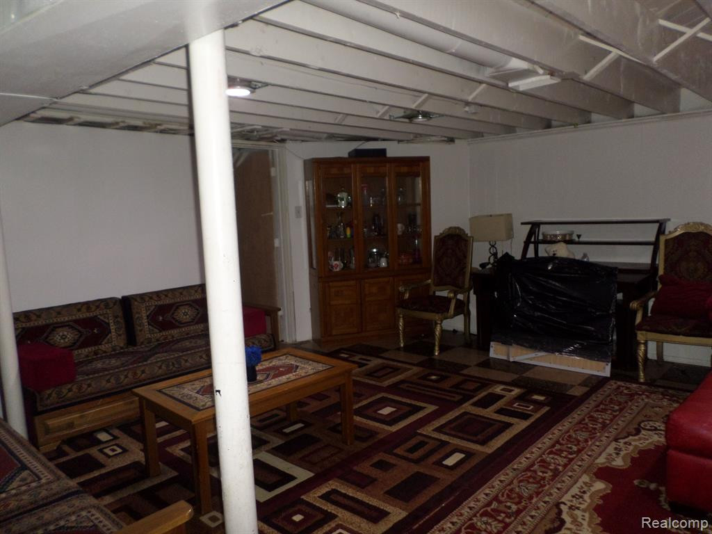 8386 COLONIAL Street, Dearborn Heights, MI 48127 — Photo 27