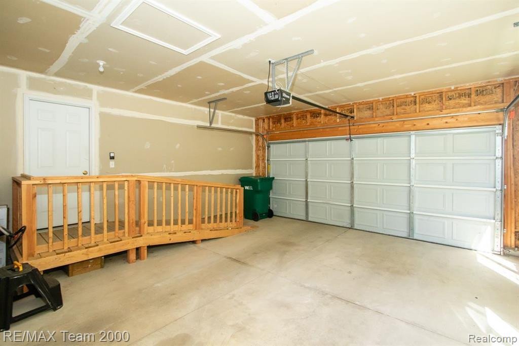 8890 REDSTONE Drive, Pinckney, MI 48169 — Photo 39
