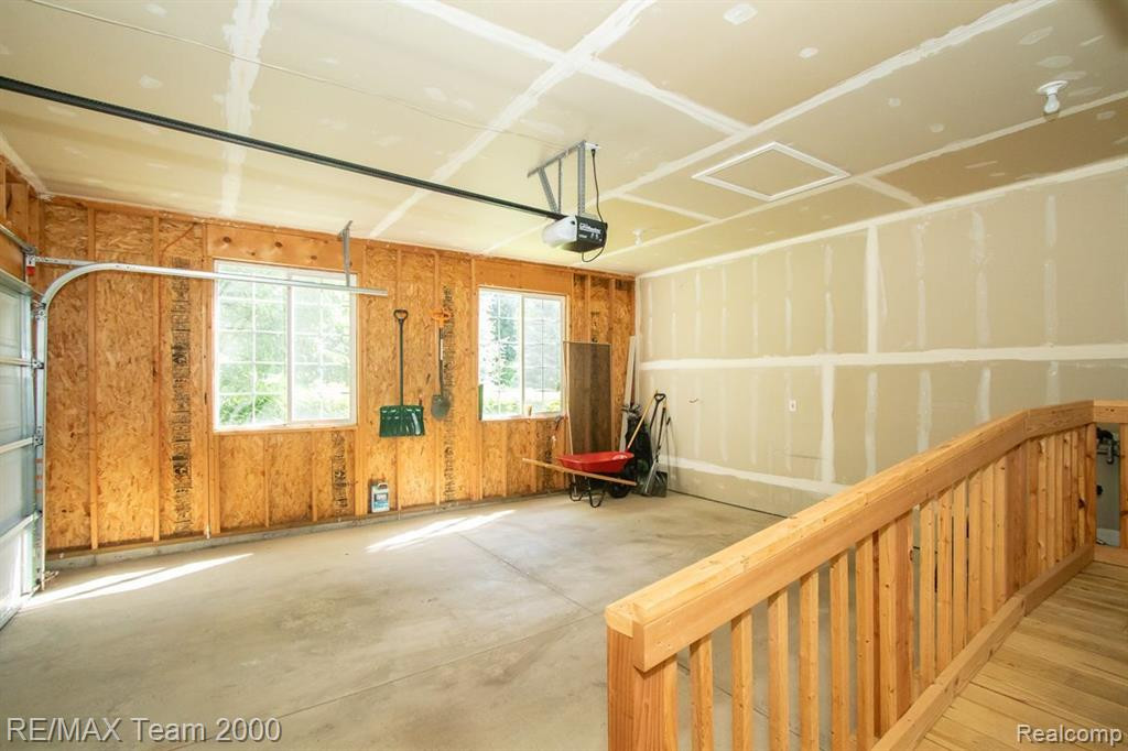 8890 REDSTONE Drive, Pinckney, MI 48169 — Photo 41
