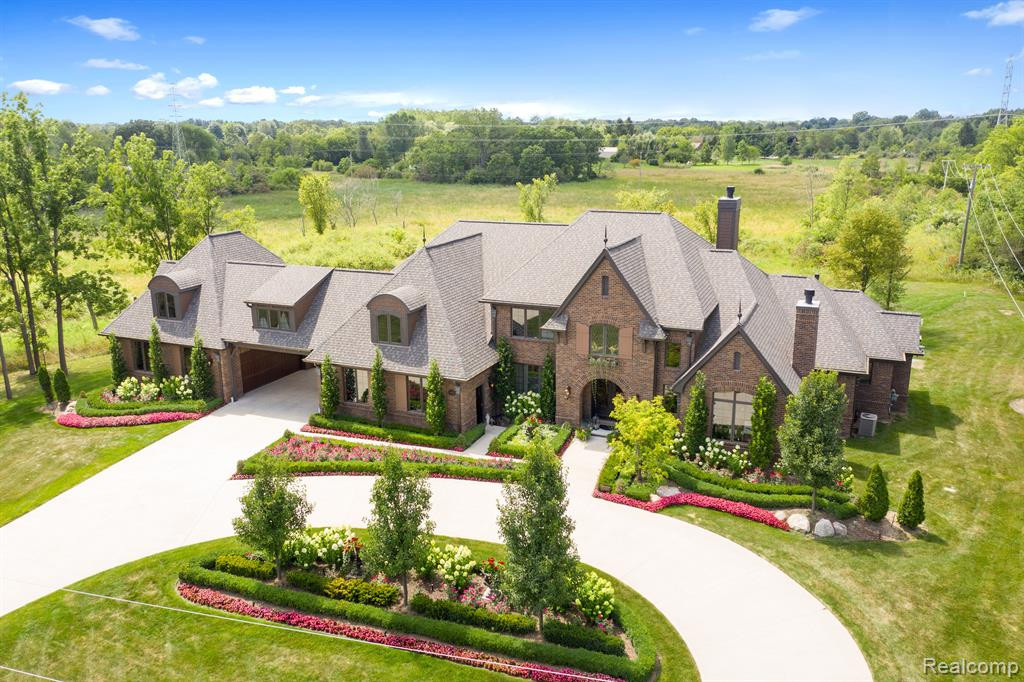 8927 FRAN DOR Lane, Northville, MI 48168 — Photo 12