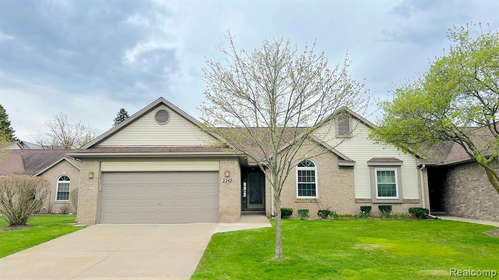 2242 MEADOW BROOK, Commerce Twp, MI 48390 — front exterior