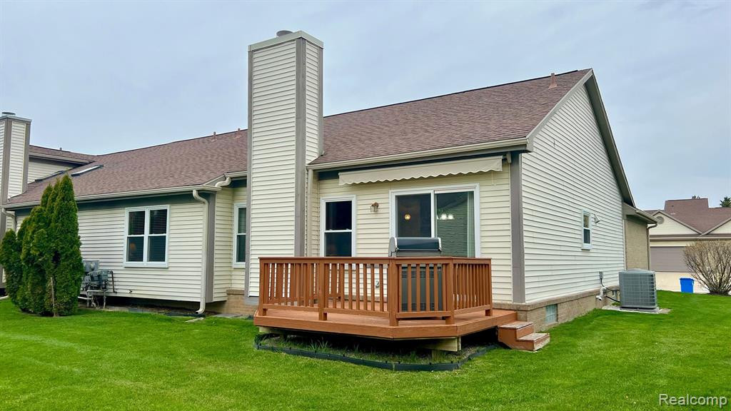 2242 MEADOW BROOK, Commerce Twp, MI 48390 — Photo 11