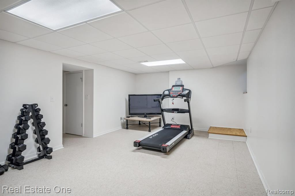 1116 WASHINGTON Circle, Apt 49, Northville, MI 48167 — Photo 31
