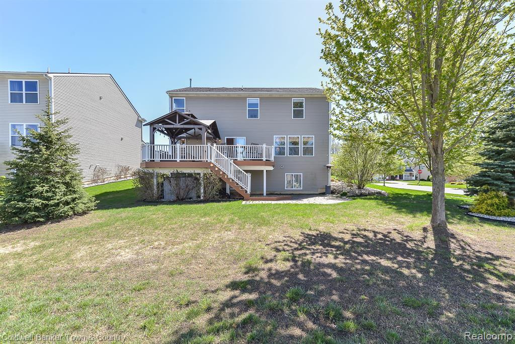 3789 SILVER CHARM Lane, Howell, MI 48843 — Photo 2