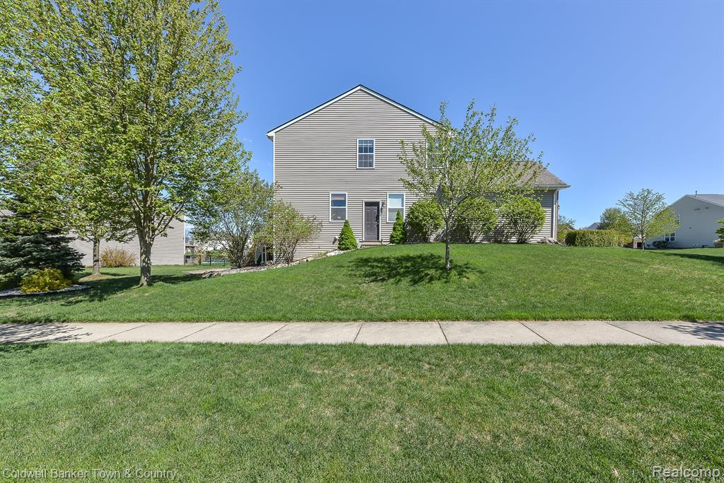 3789 SILVER CHARM Lane, Howell, MI 48843 — Photo 4