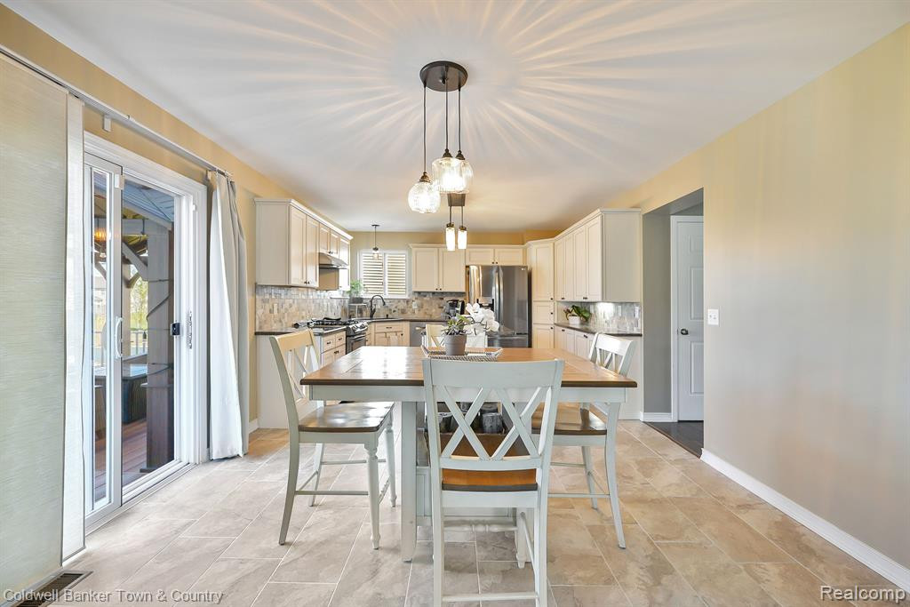 3789 SILVER CHARM Lane, Howell, MI 48843 — Photo 11