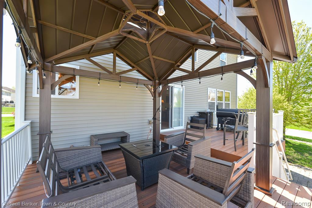 3789 SILVER CHARM Lane, Howell, MI 48843 — Photo 17