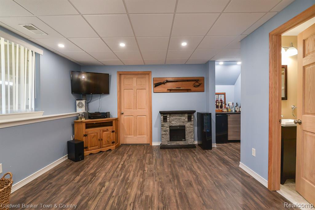 3789 SILVER CHARM Lane, Howell, MI 48843 — Photo 41