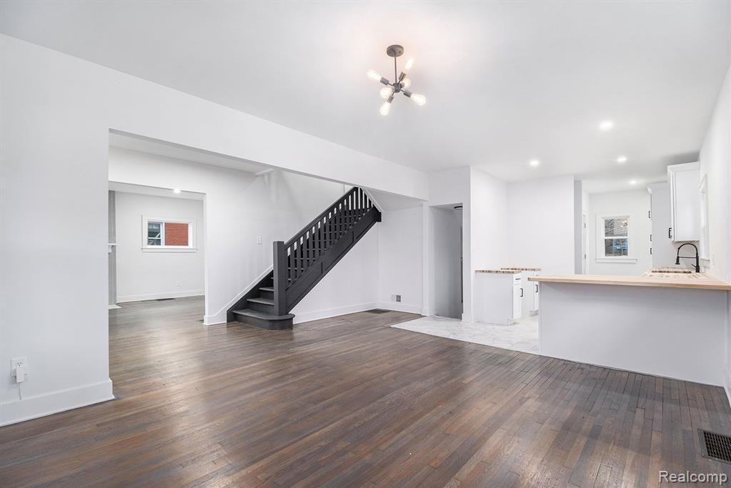 629 TAYLOR Street, Detroit, MI 48202 — Photo 11