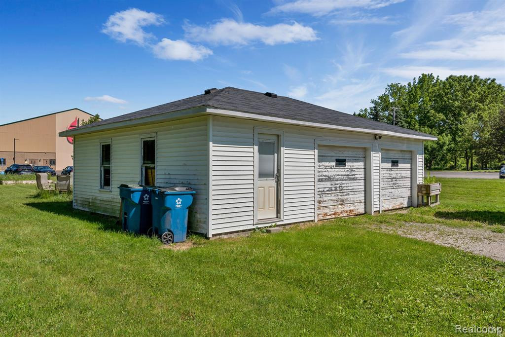 8057 S STATE Road, Goodrich Vlg, MI — Photo 23