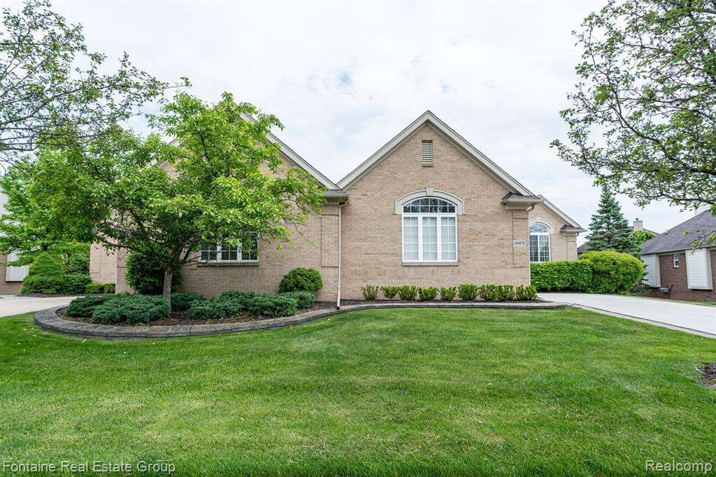 49478 N GLACIER, Northville, MI 48168 — Photo 2