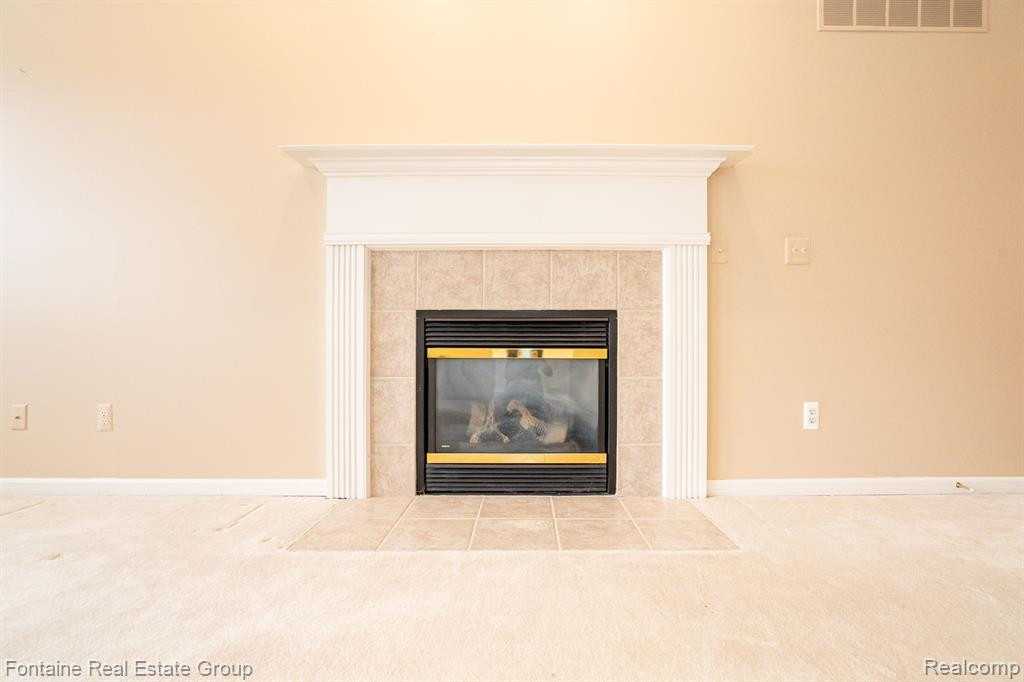 49478 N GLACIER, Northville, MI 48168 — Photo 10
