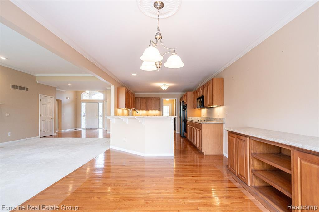 49478 N GLACIER, Northville, MI 48168 — Photo 13