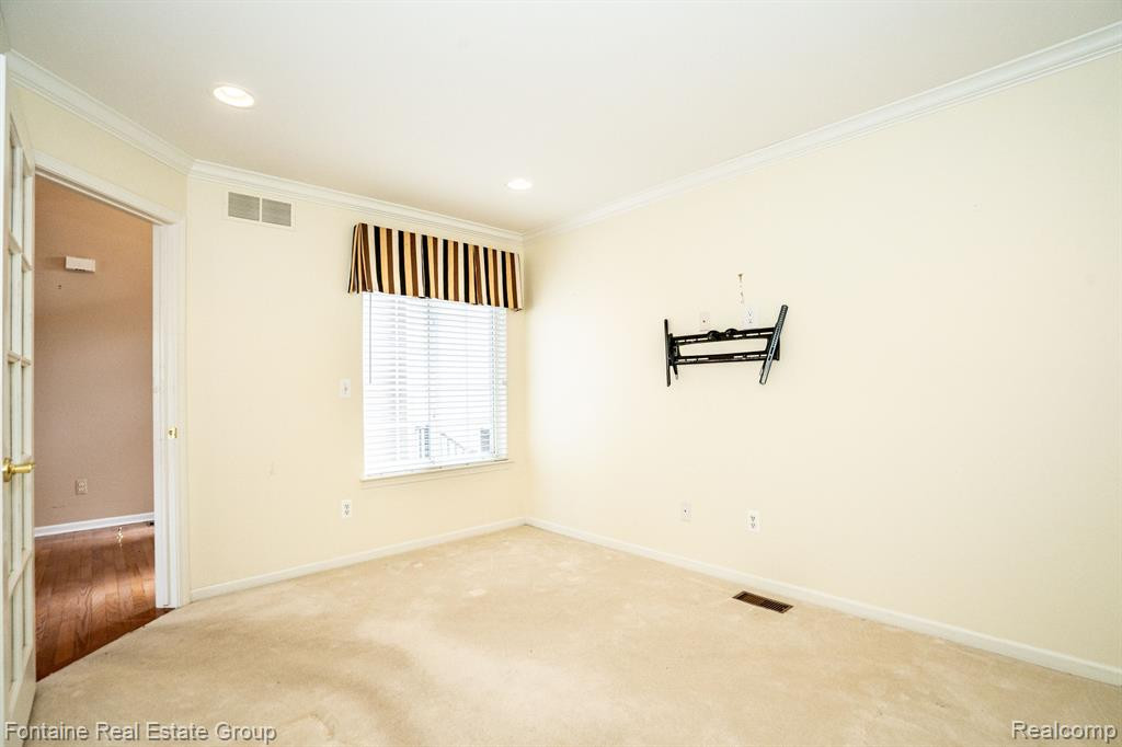 49478 N GLACIER, Northville, MI 48168 — Photo 22