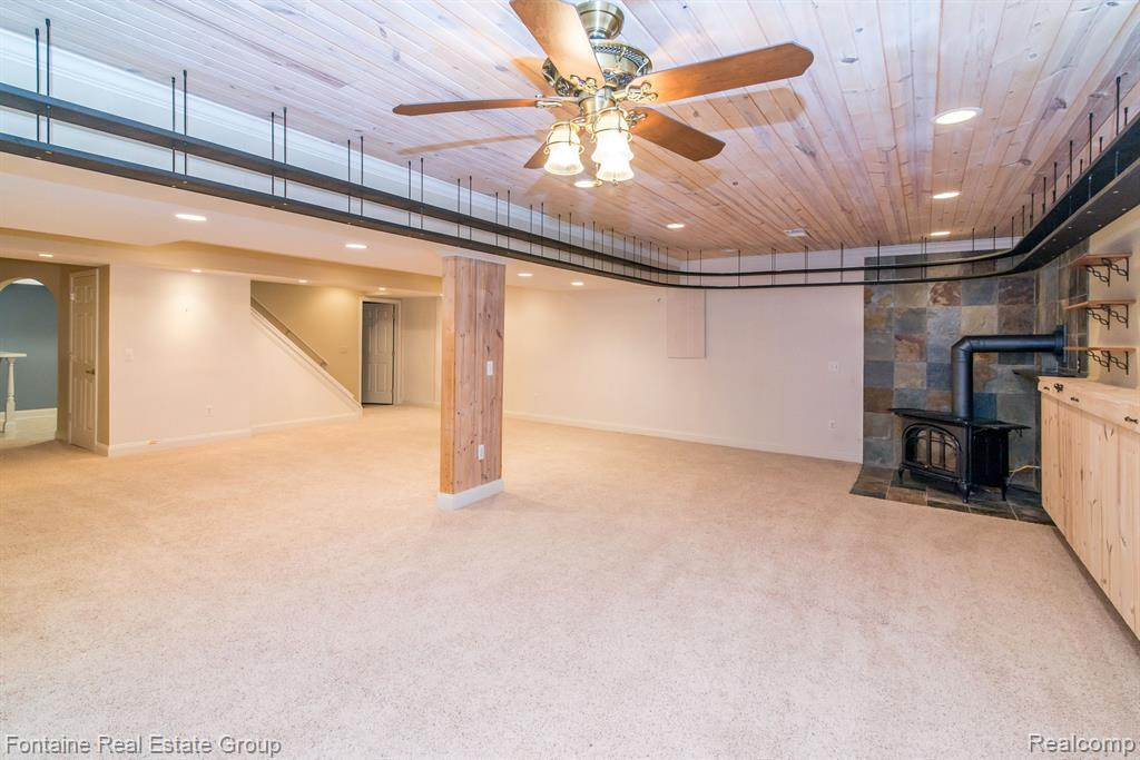 49478 N GLACIER, Northville, MI 48168 — Photo 32