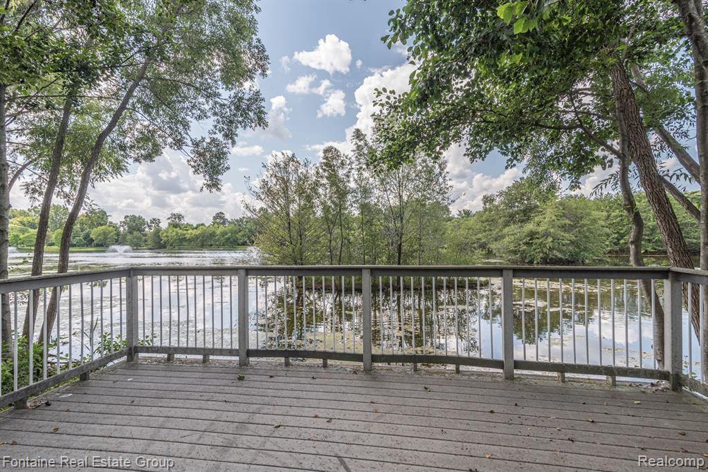49478 N GLACIER, Northville, MI 48168 — Photo 51