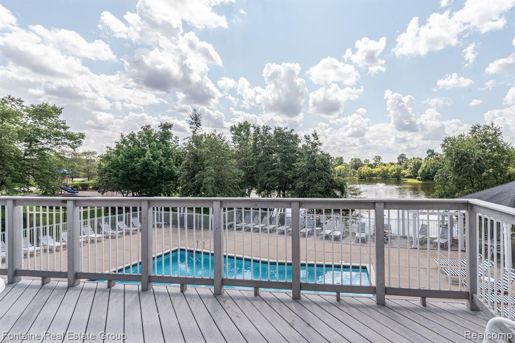 49478 N GLACIER, Northville, MI 48168 — Photo 55