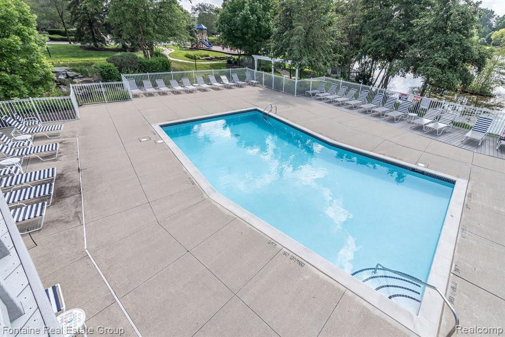 49478 N GLACIER, Northville, MI 48168 — Photo 56
