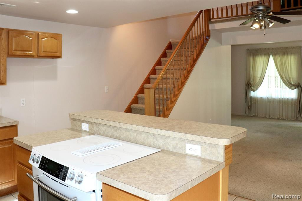 5075 N LINDEN Road, Flint, MI 48504 — Photo 3
