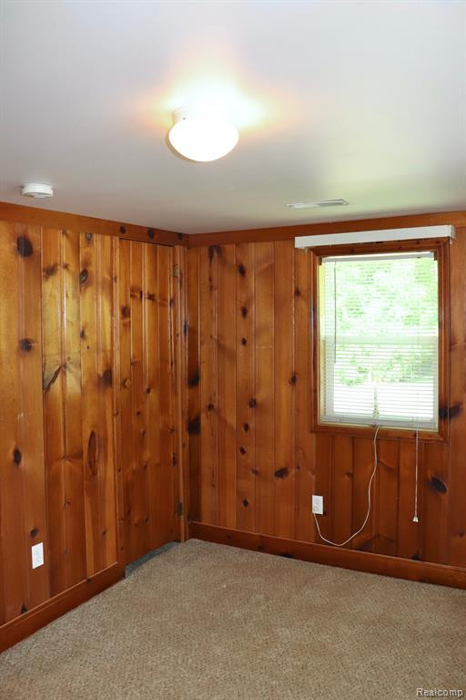 5075 N LINDEN Road, Flint, MI 48504 — Photo 12
