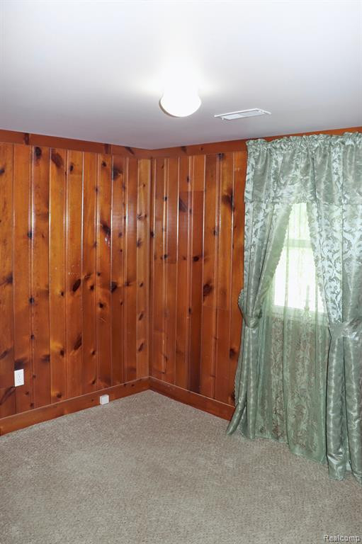 5075 N LINDEN Road, Flint, MI 48504 — Photo 13