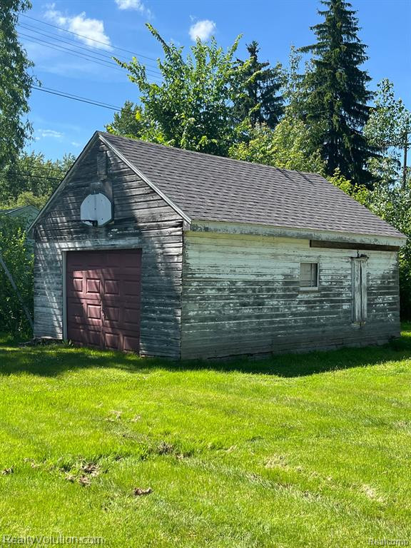 401 N MAIN Street, Capac, MI 48014 — Photo 8