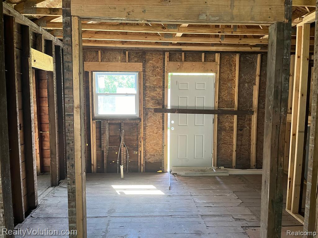 401 N MAIN Street, Capac, MI 48014 — Photo 10