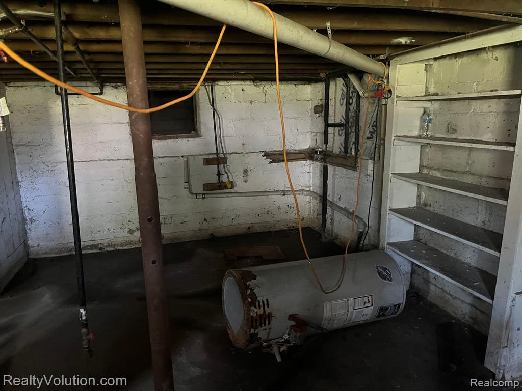 401 N MAIN Street, Capac, MI 48014 — Photo 22