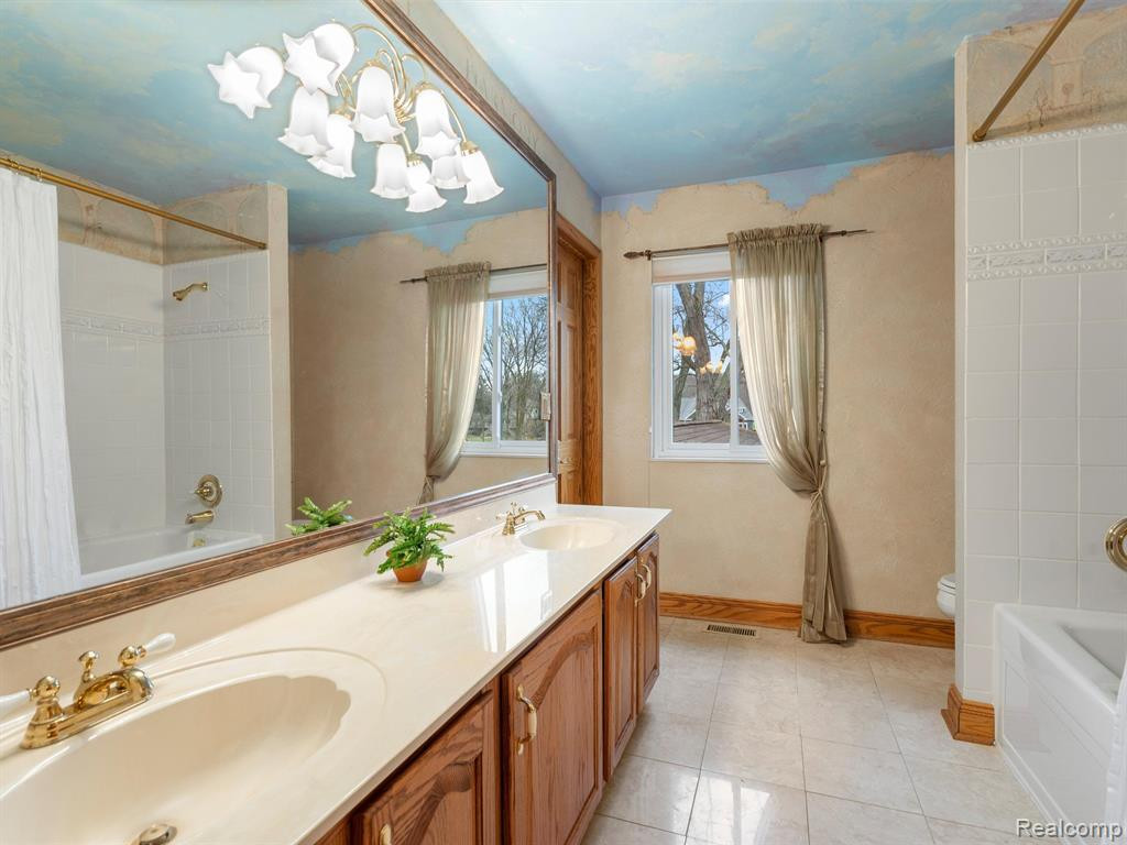 7527 Ore Knob Drive, Fenton, MI 48430 — Photo 27