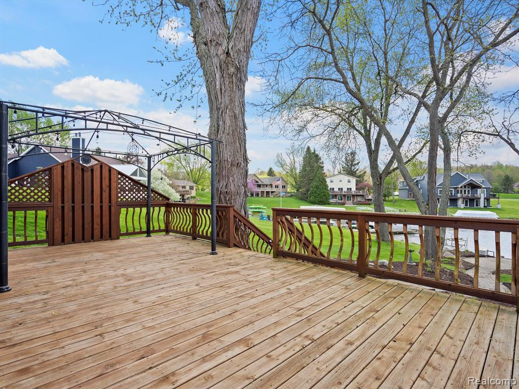 7527 Ore Knob Drive, Fenton, MI 48430 — Photo 42