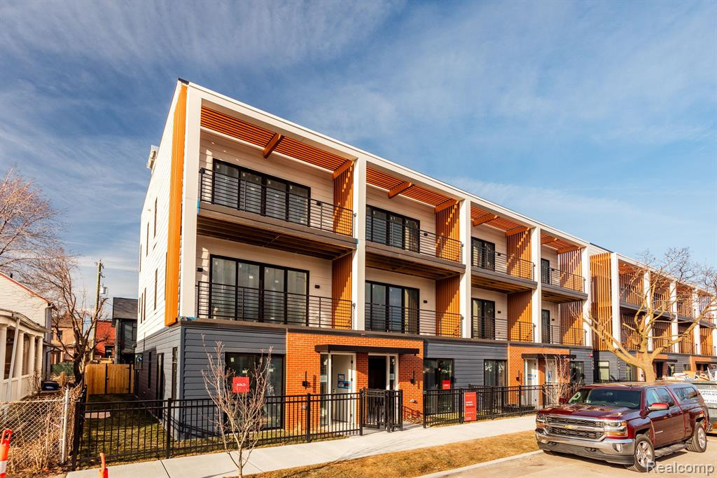 8180 Main Street UNIT 201, Dexter, MI, 48130